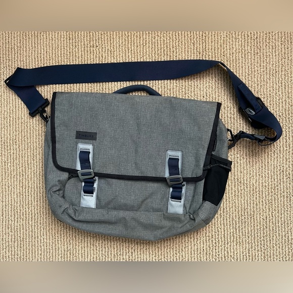Timbuk2 Command Messenger Briefcase Bag Gray Navy Blue Medium Shoulder Strap - Picture 1 of 13